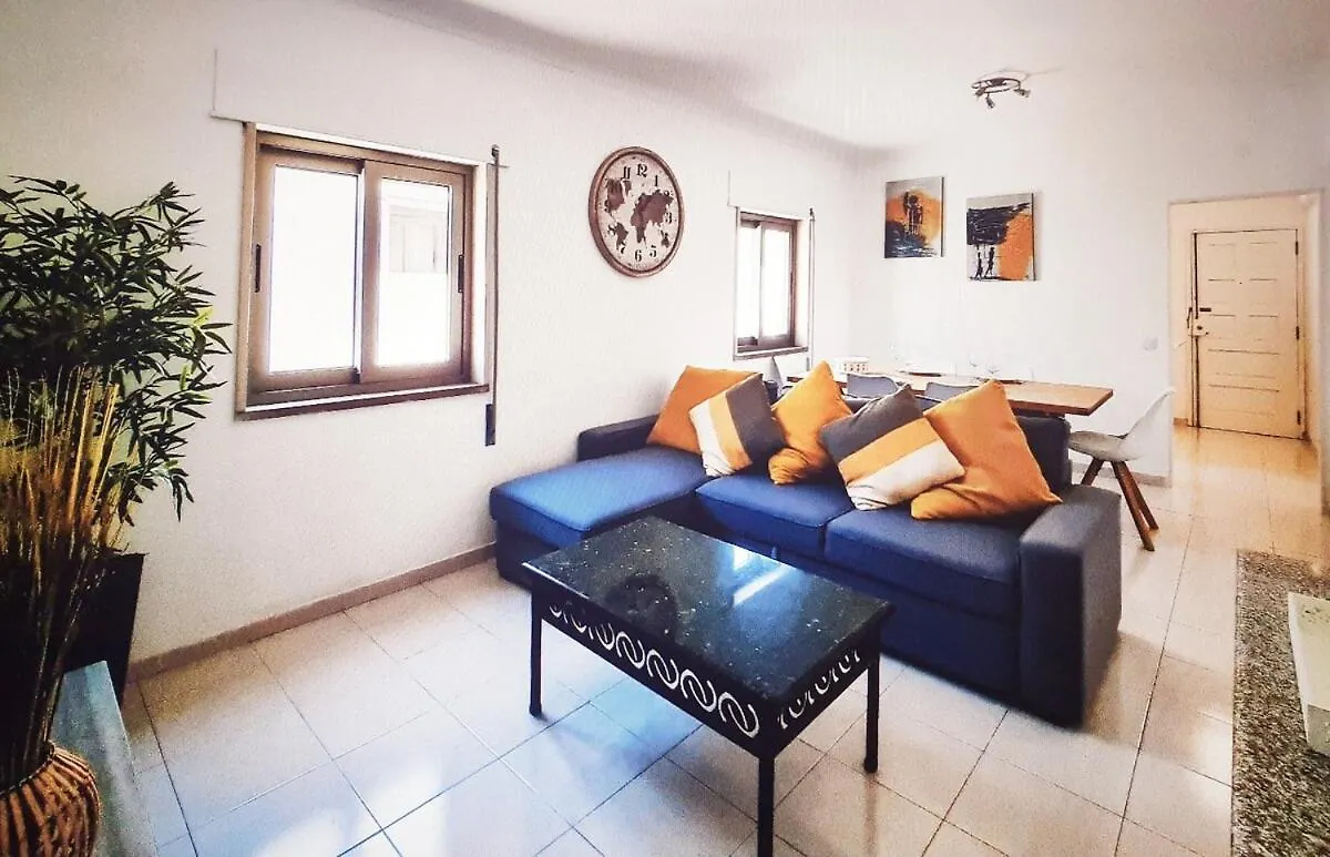 Casa Dos Sinos Beach Apartment 1 With Roof Terrace Albufeira 0*,